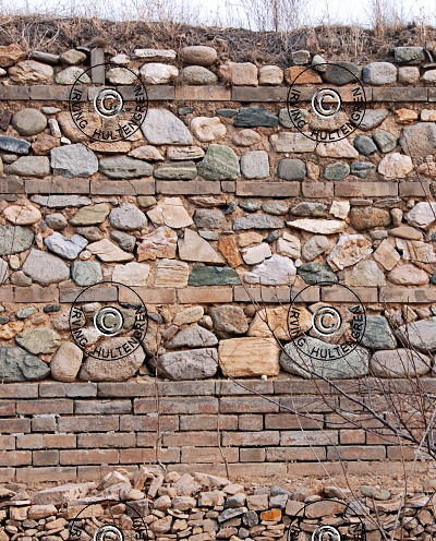 Section of perimeter wall