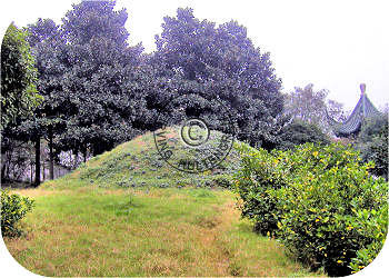 Li Wenzhong's tomb mound
